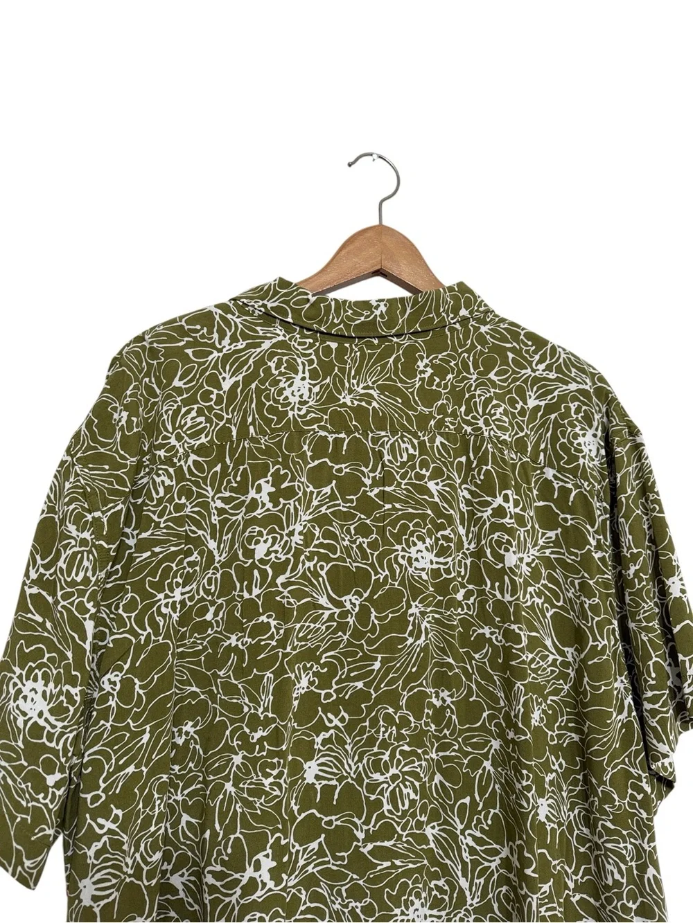 Levi’s Classic Camper Green Floral Button Up Shirt X-Large NWT